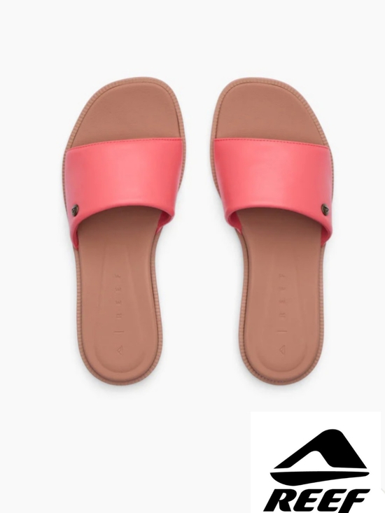 Reef Shoes - Sunny Arrianah in CoralReef Sunny Areianah Sandals In Coral Size 8 (EU 38.5)